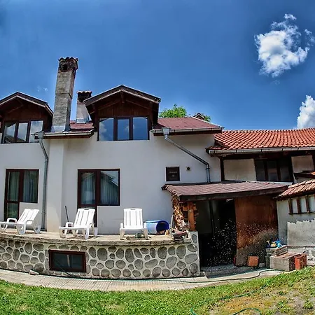 Vendégház Snow Pine 2*
